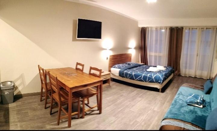 Appartements Boulevard Des Pyrenees Pau Dış mekan fotoğraf